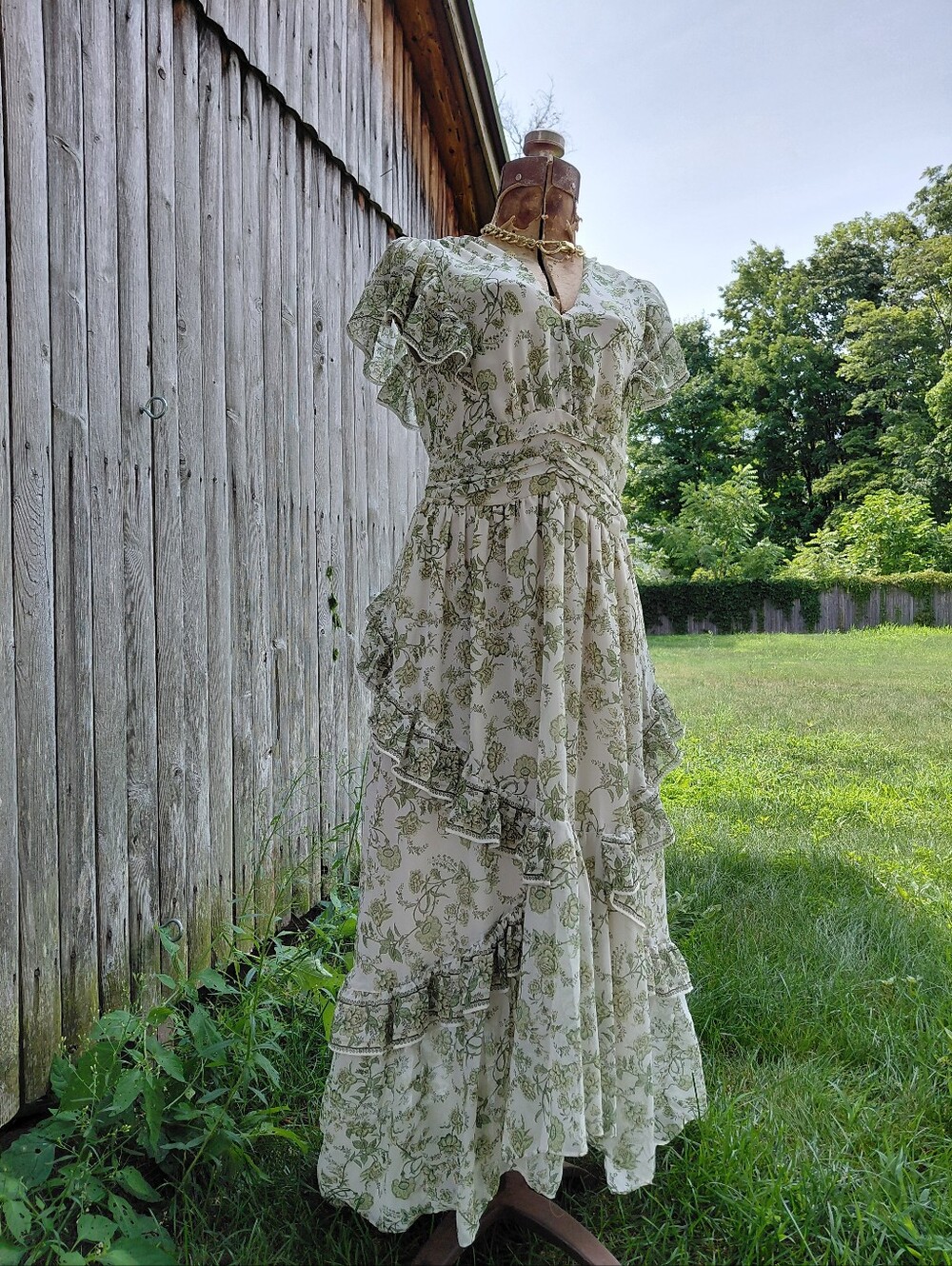 Max Studio green floral print maxi tiered ruffled garden party dress Womens S